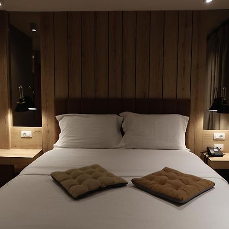 Hotel Romeo Корча Екстер'єр фото