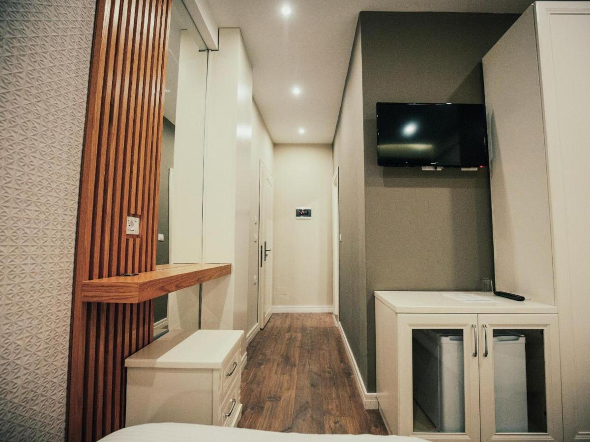 Hotel Romeo Корча Екстер'єр фото