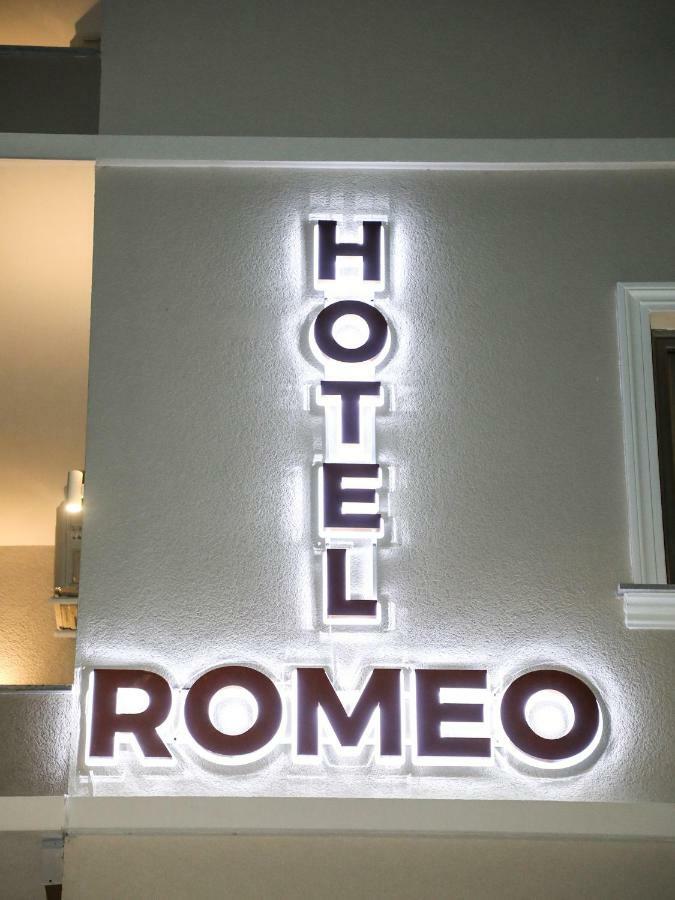 Hotel Romeo Корча Екстер'єр фото